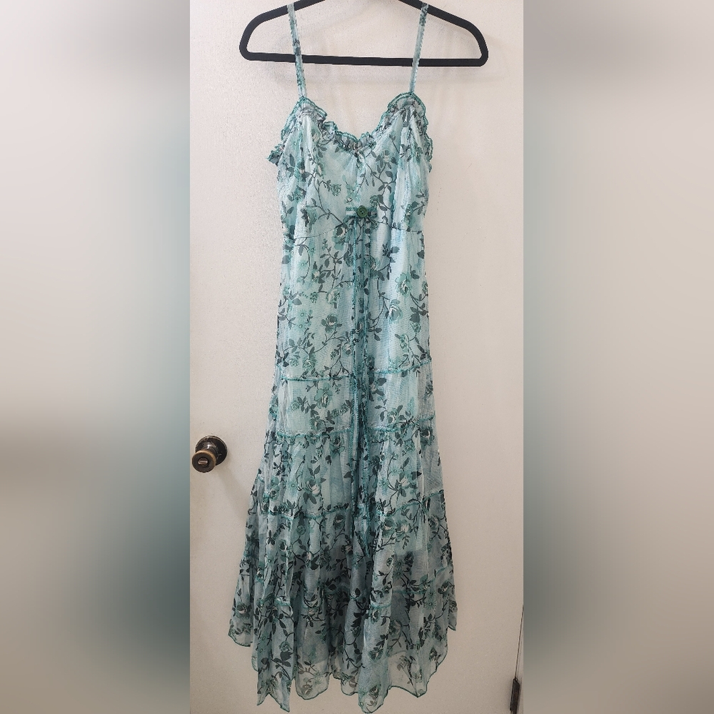 Sensations Pour‎ Elle Floral Blue Maxi Dress, Size Small.